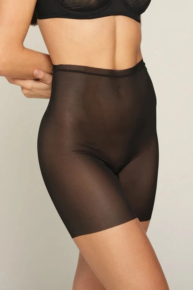 Ellipse corsetería fina y encajes Ecuador